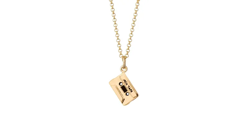 Casette stereo necklace 